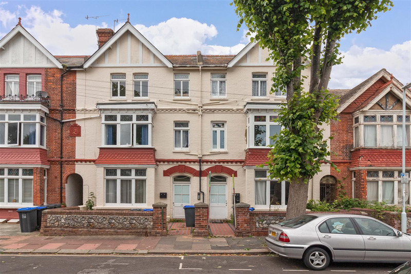 Warwick Gardens, Worthing
