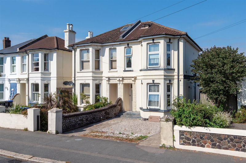 Lyndhurst Road, Worthing