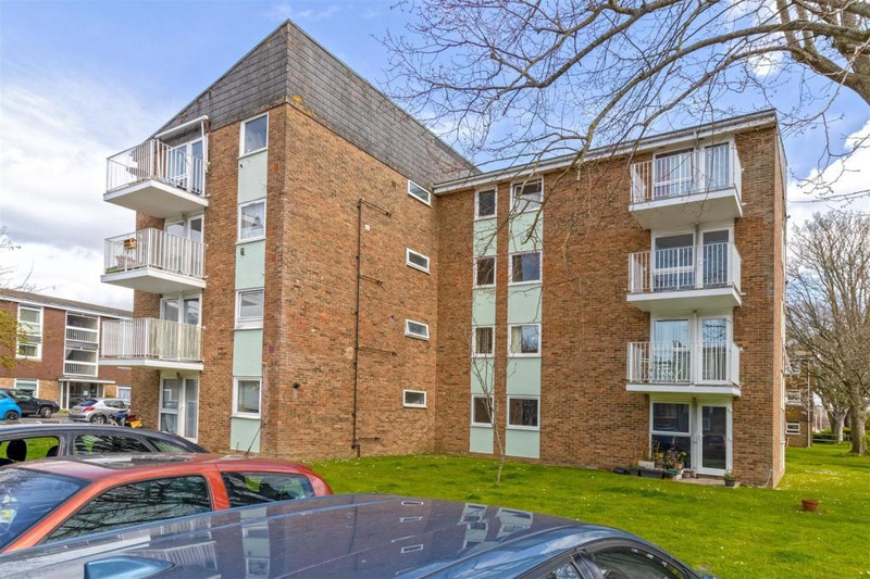 Dorchester Gardens, Worthing