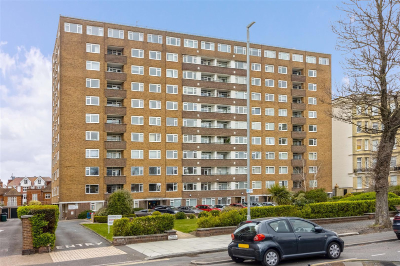 Grand Avenue, Hove