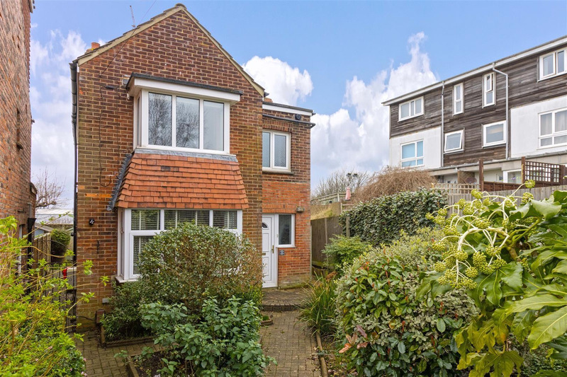 Southdown Avenue, Hove