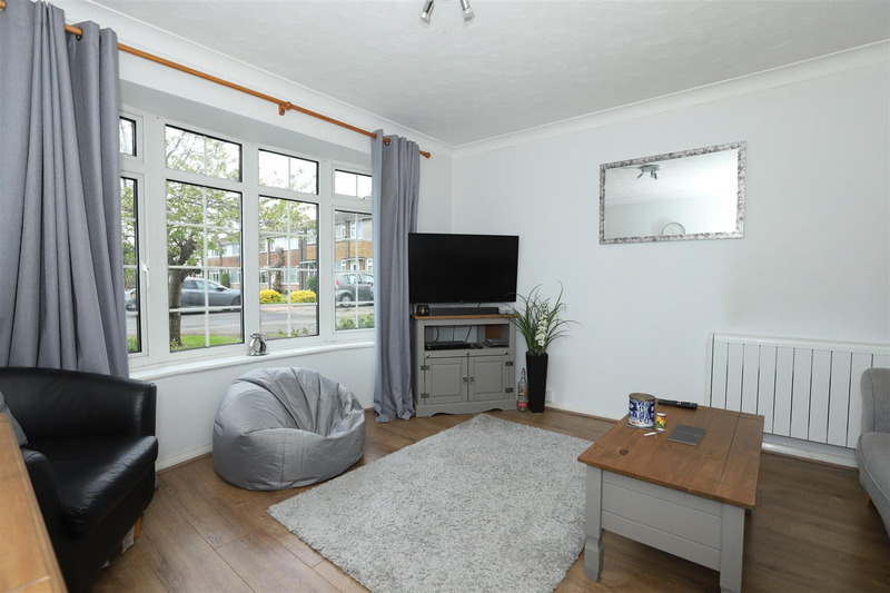 Walton Close, Worthing