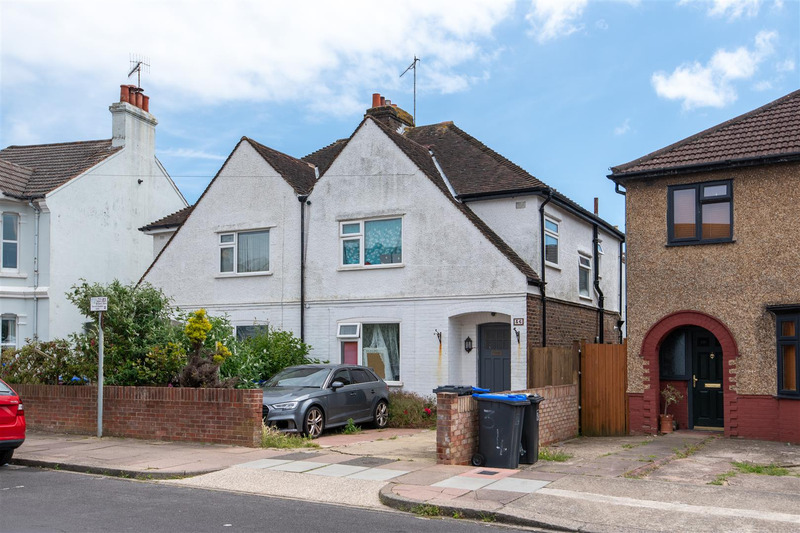 Westcourt Road, Worthing