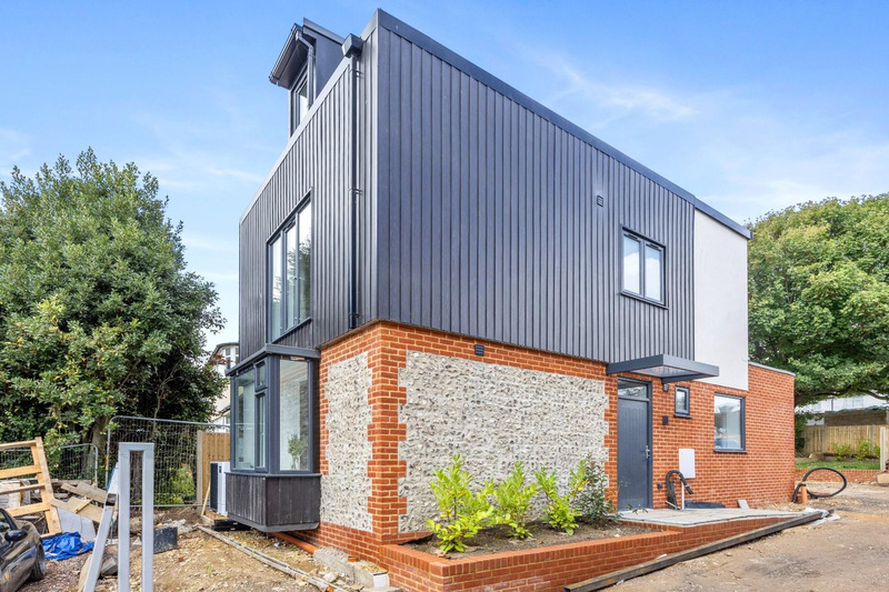 Mile Oak Road, Portslade, Brighton