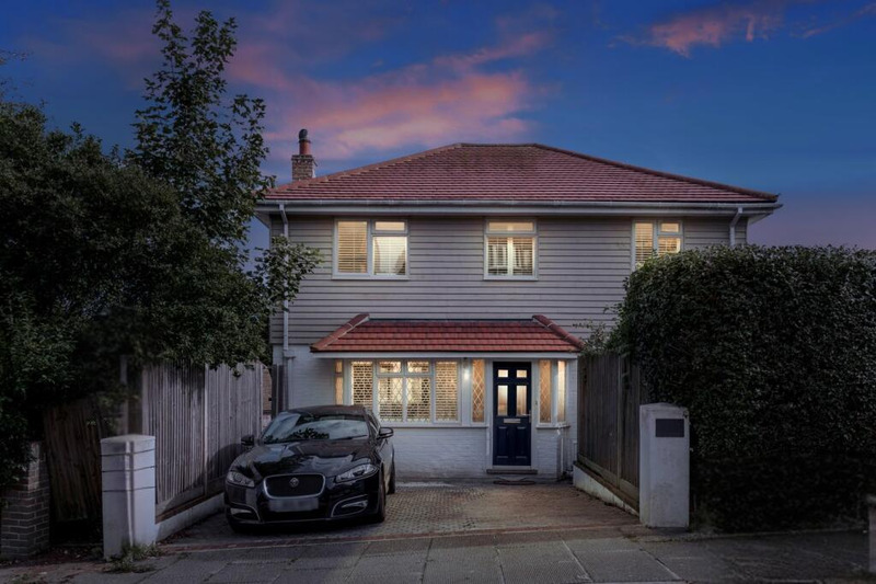Gableson Avenue, Brighton