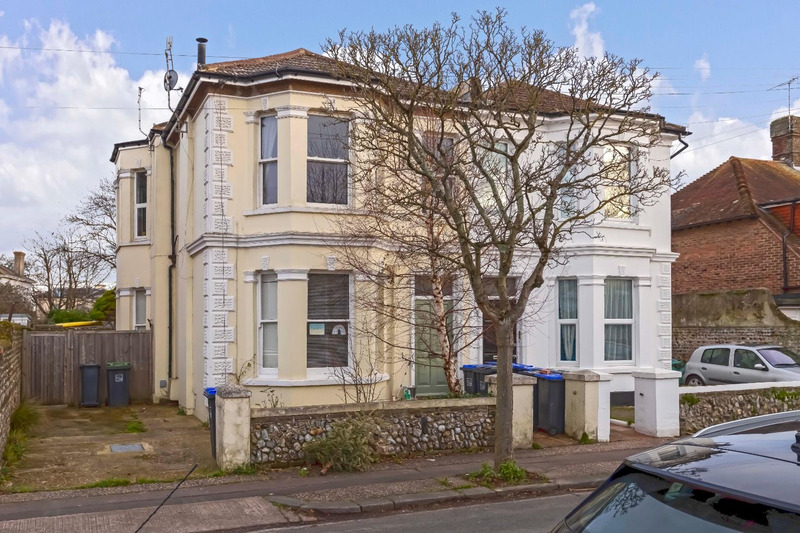 Madeira Avenue, Worthing
