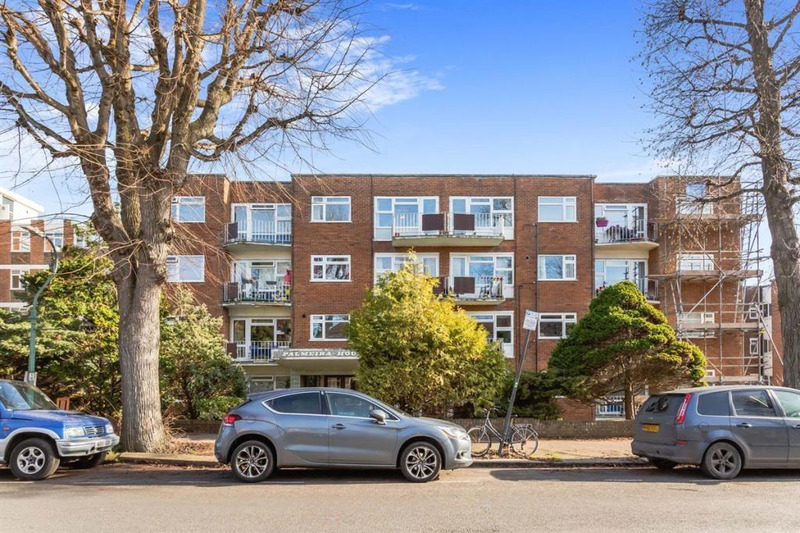 Palmeira Avenue, Hove