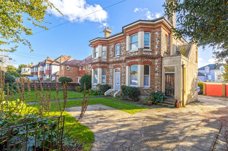 Lansdowne Road, Worthing