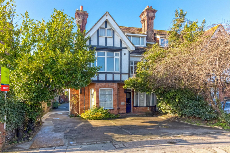 Broadwater Road, Worthing