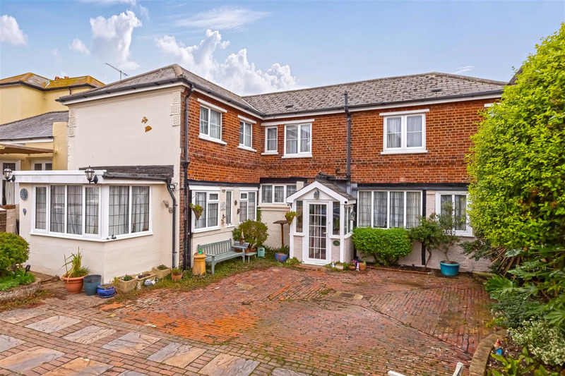 Lansdowne Road, Worthing