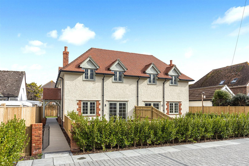 East Avenue, Goring-By-Sea, Worthing