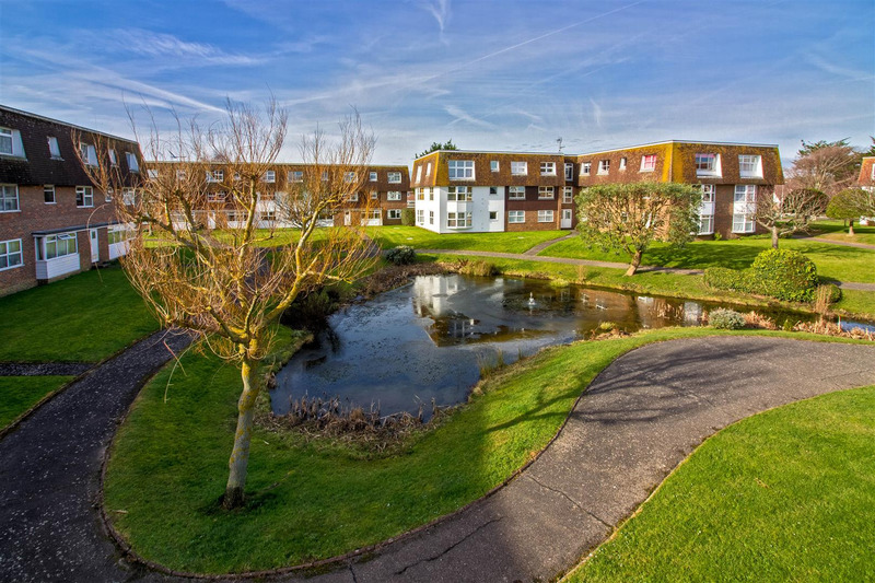 Westlake Gardens, Worthing
