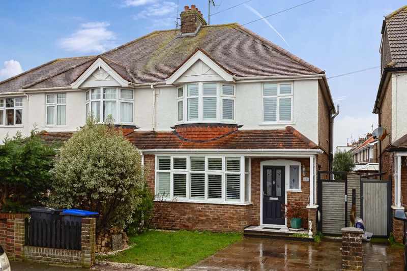 Grand Avenue, Lancing