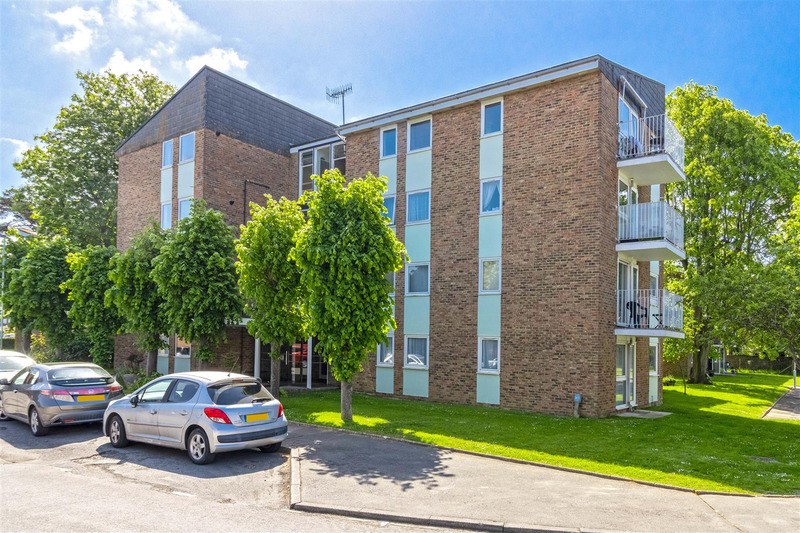 Dorchester Gardens, Worthing