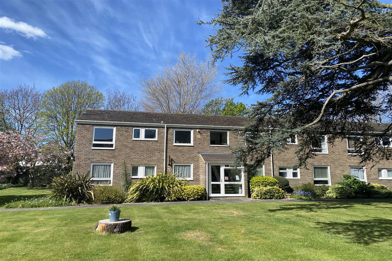Pevensey Garden, Marine, Worthing