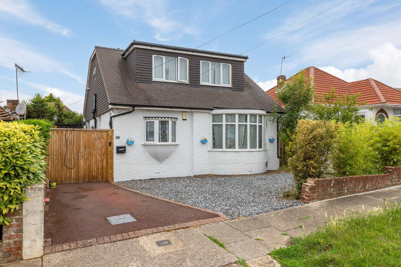 Griffiths Avenue, Lancing