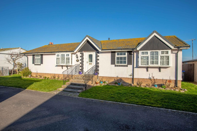 The Broadway, Lancing