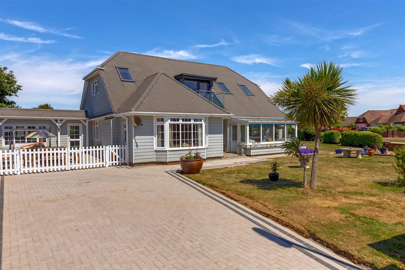 Sandown Avenue, Goring-by-Sea