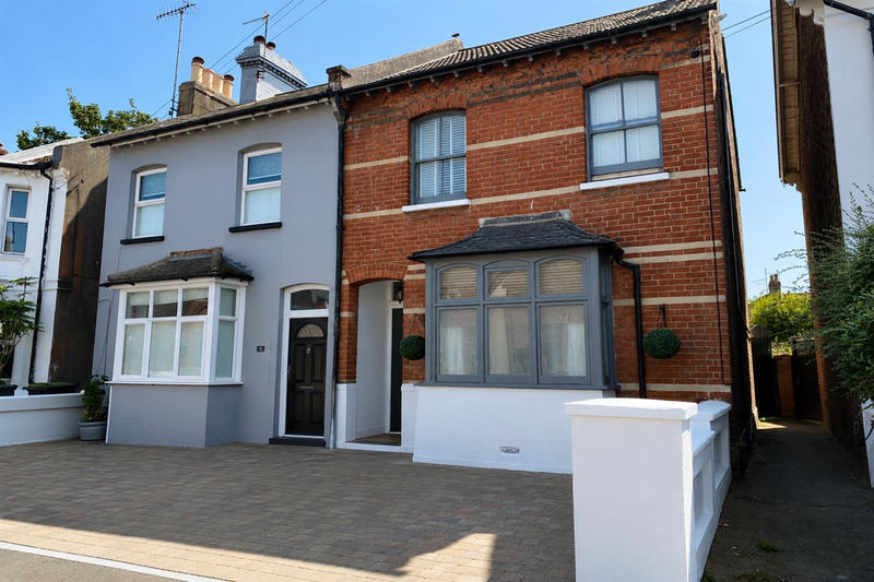 Canterbury Road, Worthing